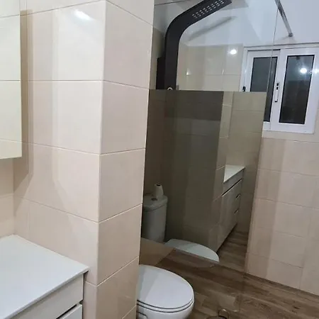 Large 4 Bedroom - Apartamento